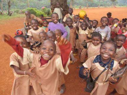 bambini africani felici