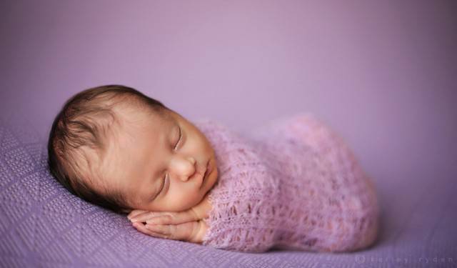 neonata dorme