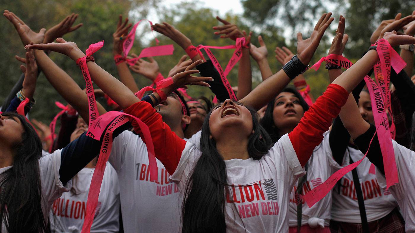 Violenza sulle donne: con la danza in un flash-mob globale diciamo BASTA! (FOTO&VIDEO)