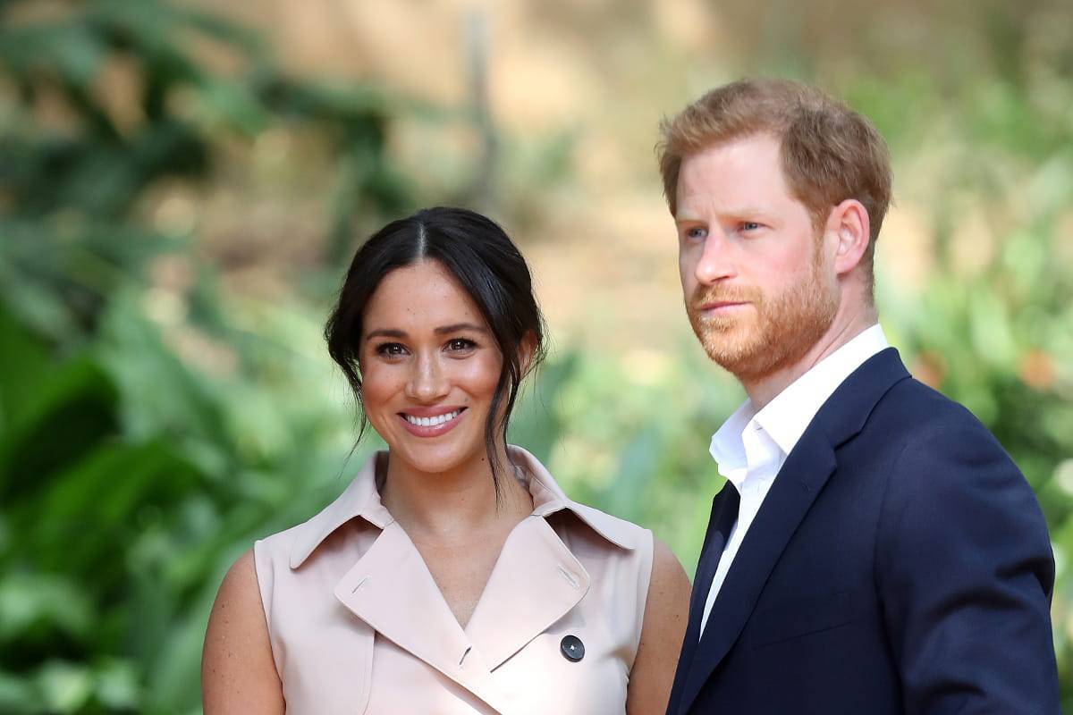 harry difende meghan