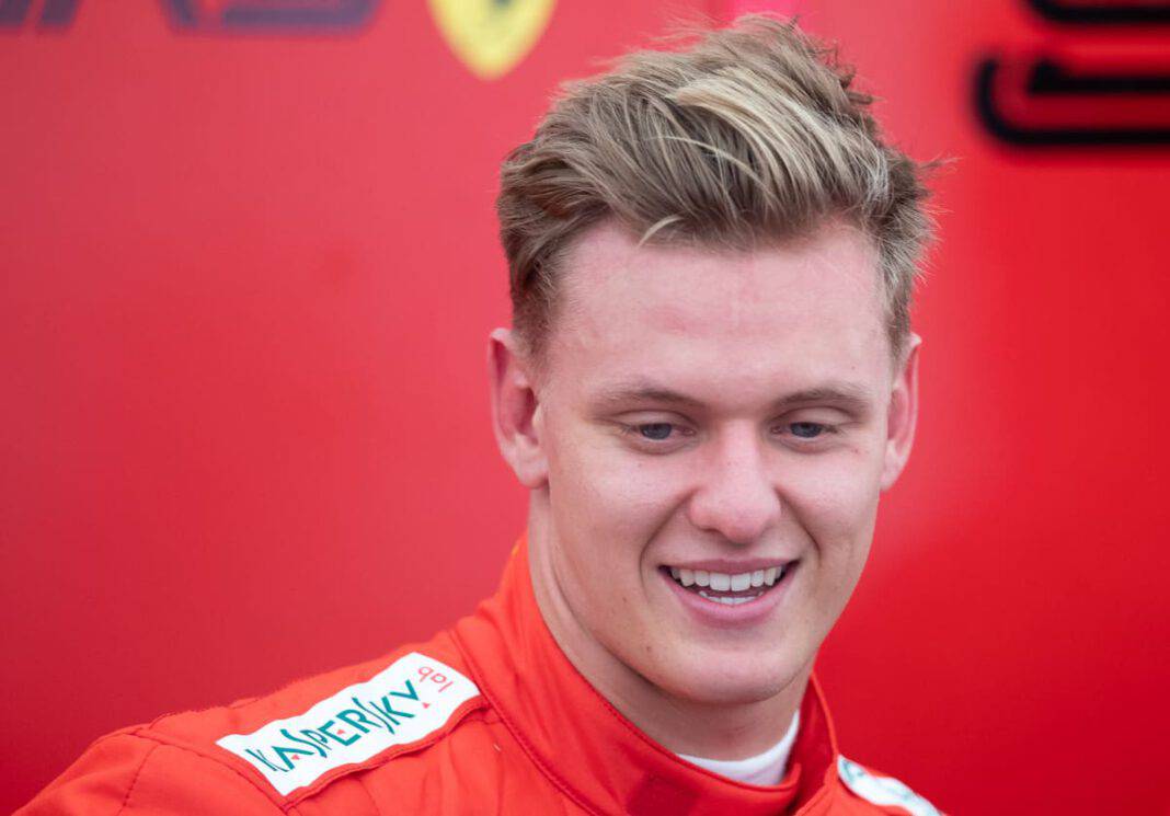 Michael Schumacher Segue I Progressi Del Figlio Mick In Formula