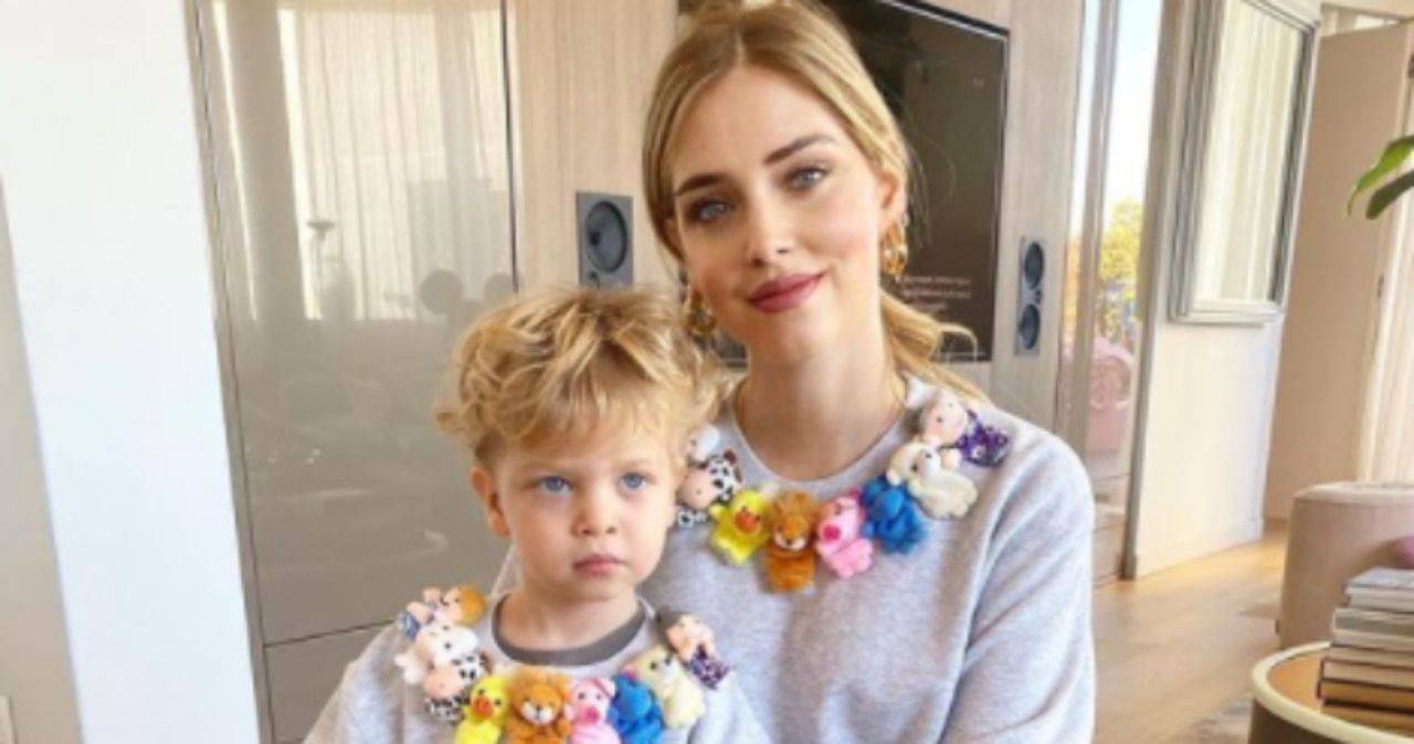 Chiara Ferragni mostra la prima volta di Leone sul letto da grande