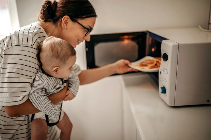 Perché il bambino vuole stare sempre in braccio